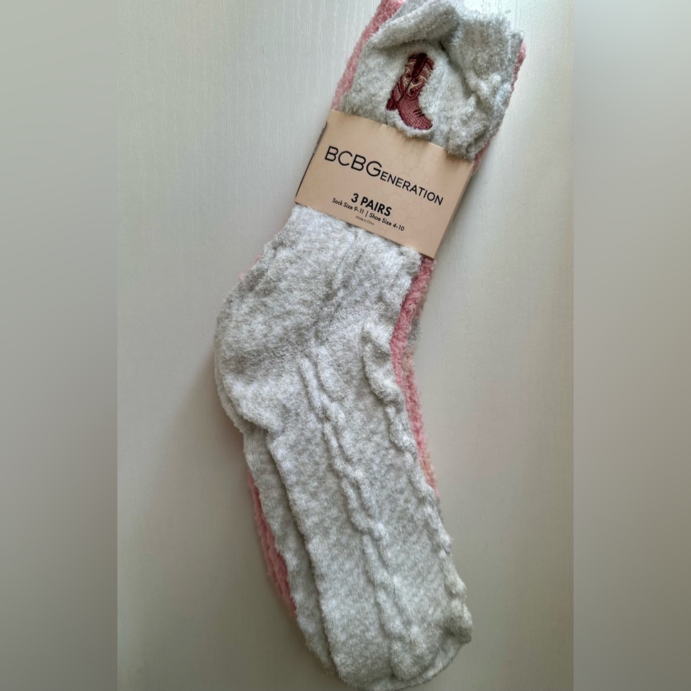 NEW BCBGeneration Cozy Pink and Gray 3 Pack Sock Set